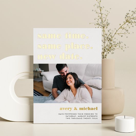 現代の結婚式延期 ポストカード ゴールド箔