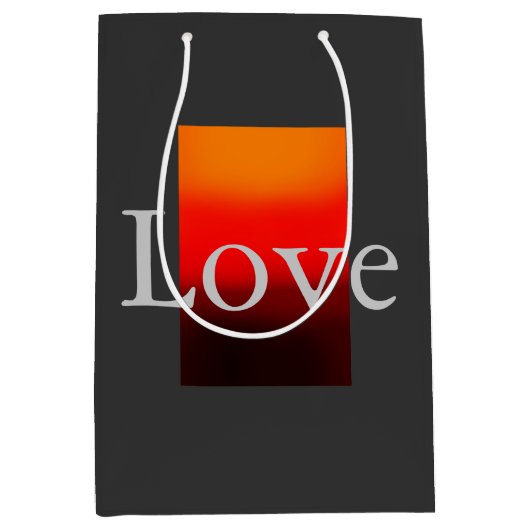 現代的なグレーとレッドのラブウェディング ミディアムペーパーバッグ (正面)