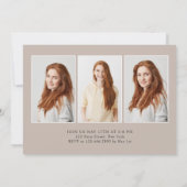 現代的なミニマルな卒業帽のデザイン - 4枚の写真を縦に配置 招待状 (裏面)