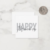 現代風でシンプルなタイポグラフィの「ハッピー・メモリアル・デイ」 ノートカード (正面/裏面インサイチュ)