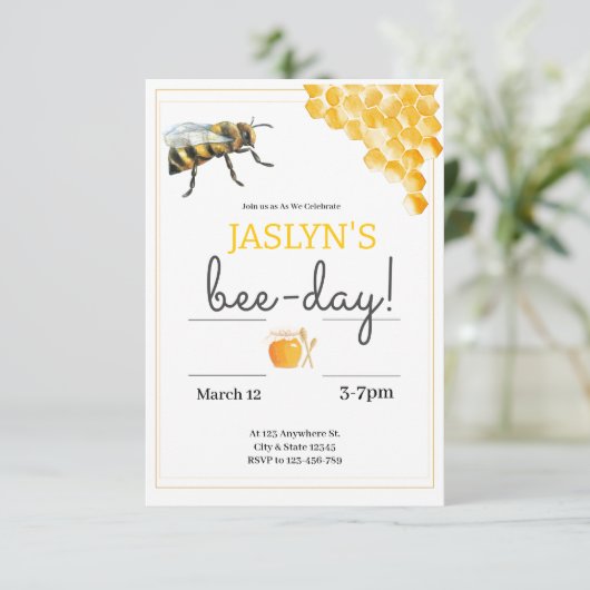 現代風のおしゃれな誕生日招待状 招待状 (スタンド正面)