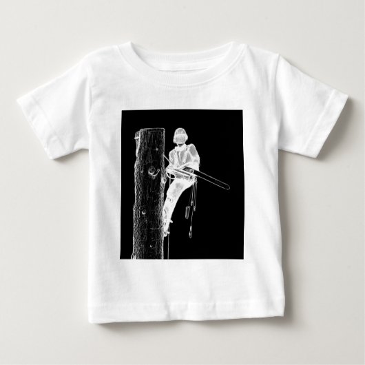 現在のチェーンソーで働く木の外科医アルボリスト ベビーTシャツ (正面)