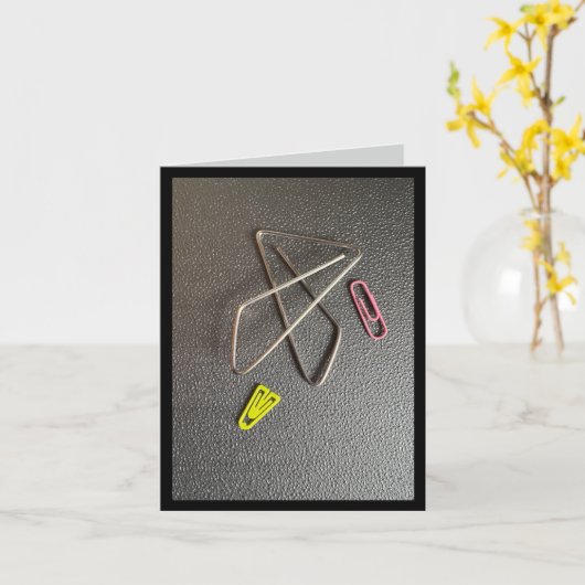 現在はペーパークリップで完全に保持している カード (黄色い花)