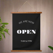 現在は白黒営業時間標識を開設 吊り下げ型タペストリー