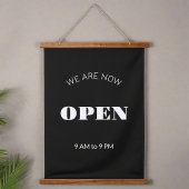 現在は白黒営業時間標識を開設 吊り下げ型タペストリー