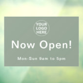 現在オープン｜営業時間のお知らせ サググリーンロゴ ウィンドウサイン (シート3)