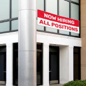 現在、すべての求職を救済採用する 横断幕 (ビルの外側)