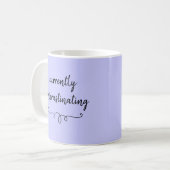 現在Periwinkle Purple Mugを先送りする コーヒーマグカップ (正面左)