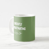 現在Sage Green Mugを処理している コーヒーマグカップ (正面左)