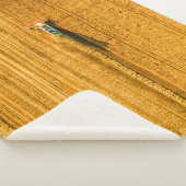 現場で作業するハーベスタの機械。ハーブを結合 シェルパブランケット (3/4)