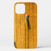 現場で作業するハーベスタの機械。ハーブを結合 Case-Mate iPhoneケース (裏面)