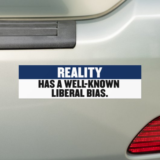 現実は周知の偏りがあ自由主義のる バンパーステッカー (車上)