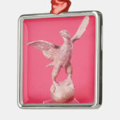 球の広げられた翼を持つワシ メタルオーナメント (左)