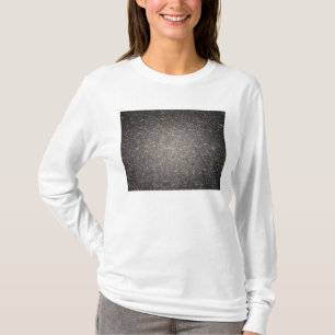 球状集りのΩ星団の中心 Tシャツ