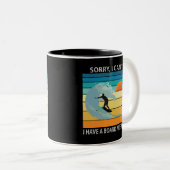 理事会のサーフィンを持てなくてごめんなさいおもしろい ツートーンマグカップ (正面右)