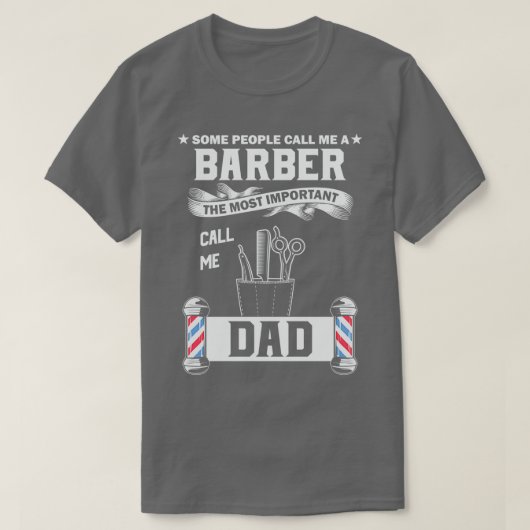 理容師おもしろいパパ理容師おかしいシャツ Tシャツ (デザイン正面)