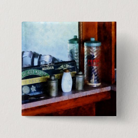 理容師の供給 缶バッジ (正面)