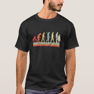 理容師の進化マンバーバーショップヘアスタイリスト1 Tシャツ