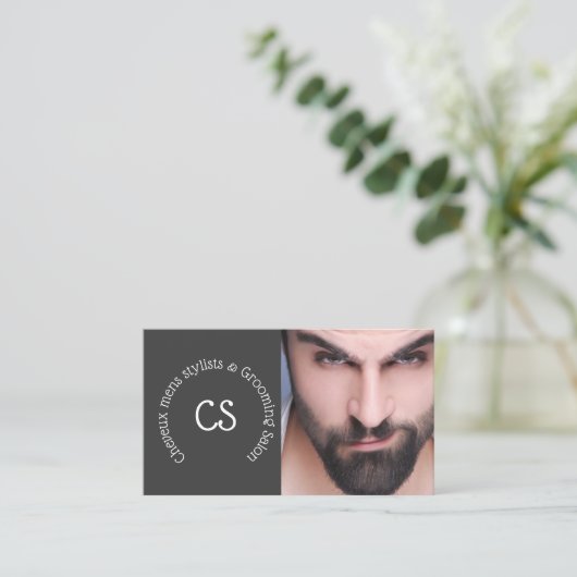 理容師グルーミングサロン|ひげを生やしたDIYフォトマン 名刺 (スタンド正面)