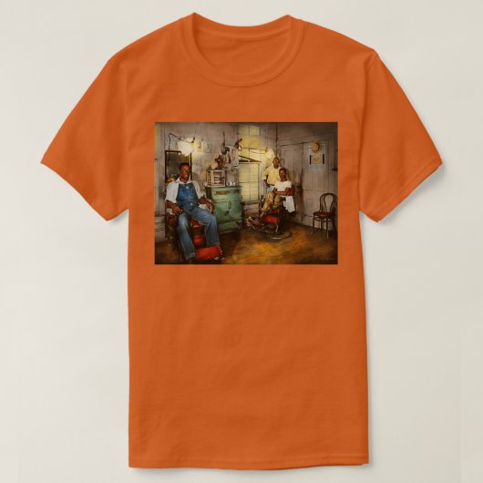 理容師ファミリー所有1942 Tシャツ (デザイン正面)