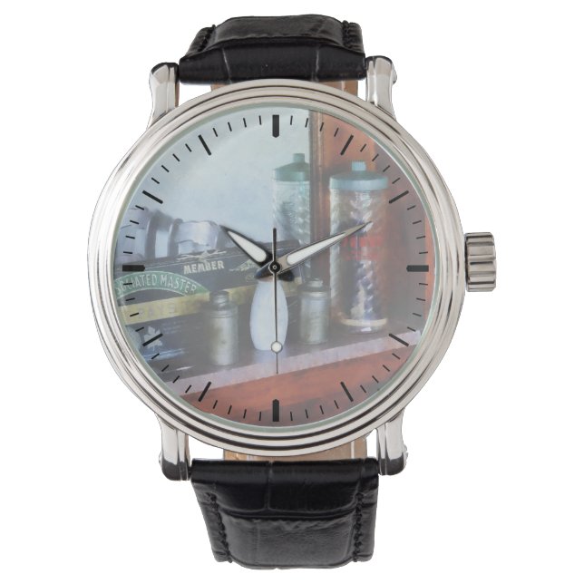 理容師供給 腕時計 (正面)