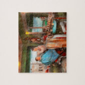 理容師 – トリムを取得する1942 ジグソーパズル (縦)