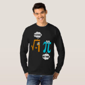 理性的であれ 現実的であれ 数学の先生 生徒のための円周率の日 Tシャツ (正面フル)
