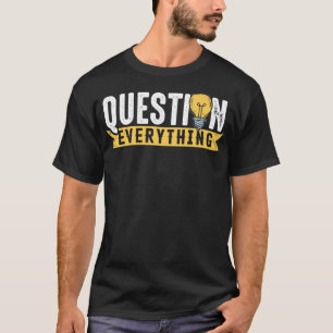 理性的なマインド問題共謀理論家 Tシャツ