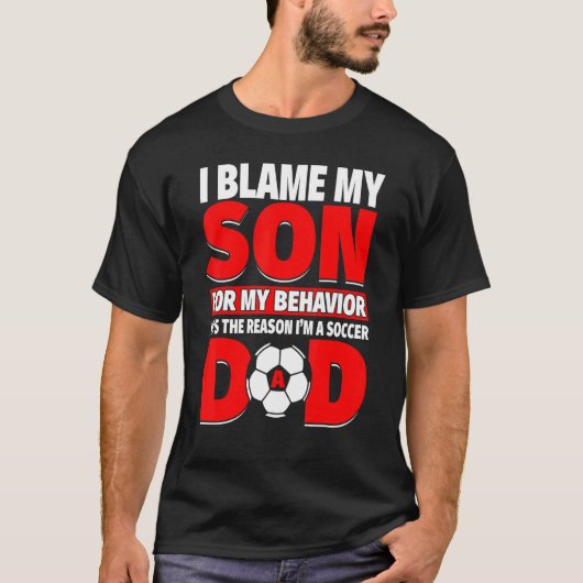 理由を持つ息子とのメ遊ンスサッカーパパ Tシャツ (正面)