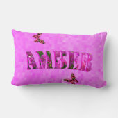 琥珀の名前のロゴ。 ランバークッション (裏面)