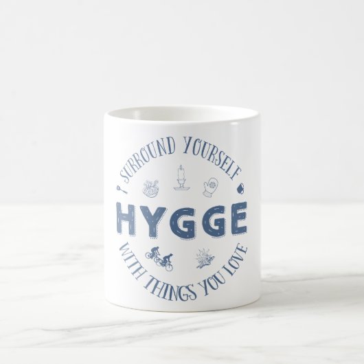 環境あなた自身w. Hygge (濃紺の文字) コーヒーマグカップ (中央)
