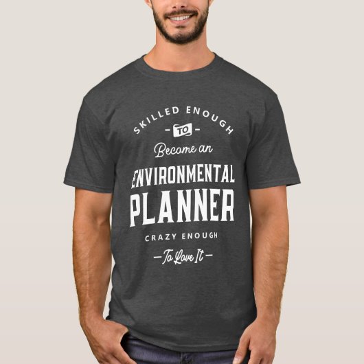 環境プランナー おもしろ職業 ファミリー Tシャツ (正面)