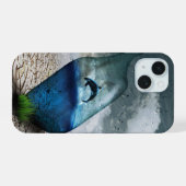 瓶の中のイルカ iPhone 15ケース (裏面横)