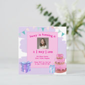 甘いお祝い:パープルピンク誕生日招待状 招待状 (スタンド正面)