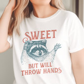 甘いが手荒なアライグマ トライブレンドTシャツ