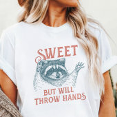 甘いが手荒なアライグマ トライブレンドTシャツ