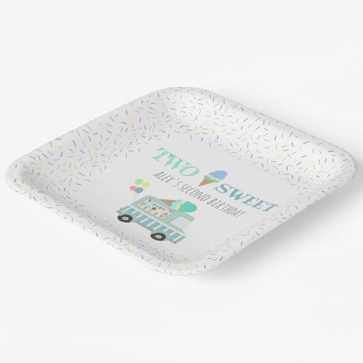 甘いアイスパーソナライズされた男女兼用クリーム2つ ペーパープレート (傾斜あり)