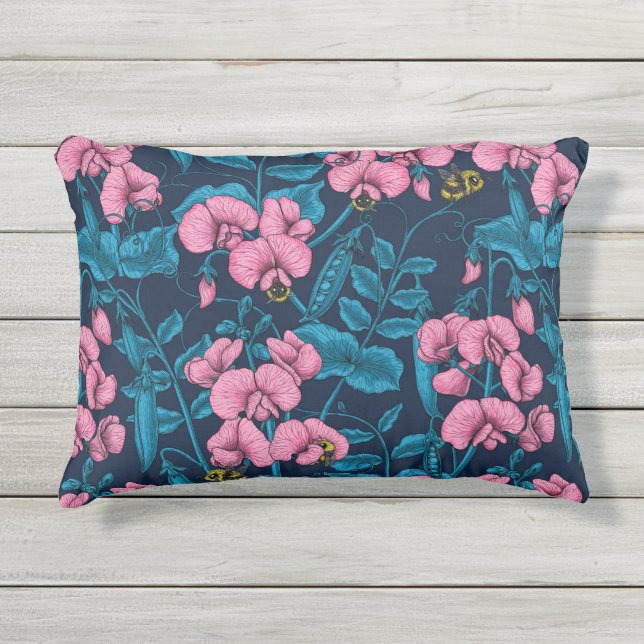 甘いエンドウ豆と（昆虫）マルハナバチ、ピンクとブルー アウトドアクッション (正面)