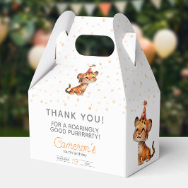 甘いオレンジ色のタイガーキッドの誕生祝い フェイバーボックス