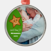 甘いクリスマスジンジャーブレッド星編集可能 – 写真 – 緑 メタルオーナメント (正面)