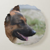 甘いジャーマン・シェパード犬 ラウンドクッション (正面)