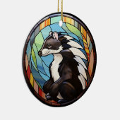 甘いステンドグラスのスカンク セラミックオーナメント (右)