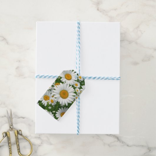 甘いデイジー模様の白いフローラ緑 ギフトタグ (より糸付き)