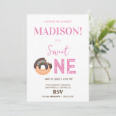 甘いドーナツ、虹の色、甘い最初の誕生日 招待状 (スタンド正面)