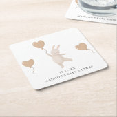 甘いバニーとハートバルーンベビーシャワー スクエアペーパーコースター (アングル)