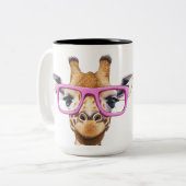 甘いピンクのキリンとマグカップ ツートーンマグカップ (正面左)