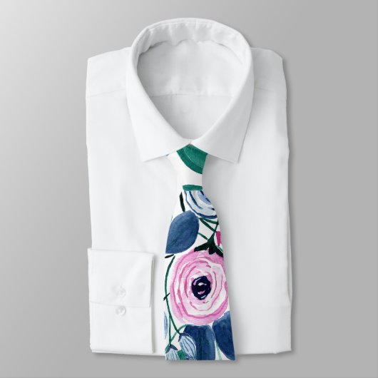 甘いピンクの海軍の花の水色パターン ネクタイ (タイ)