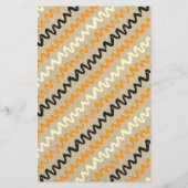 甘いベビーがハロウィーンの赤ちゃんシャワーを醸造している (裏面)