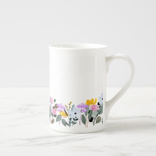 甘いワイルドフラワーで名前を縁ど定義 ボーンチャイナマグカップ (右)
