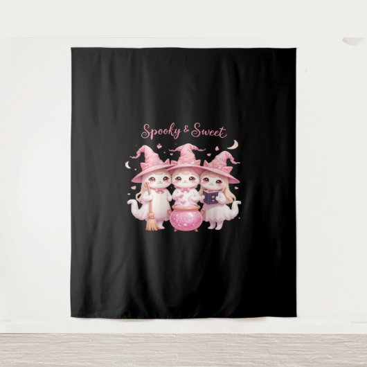 甘い不気味かわいい魔女猫Tシャツ タペストリー (正面)